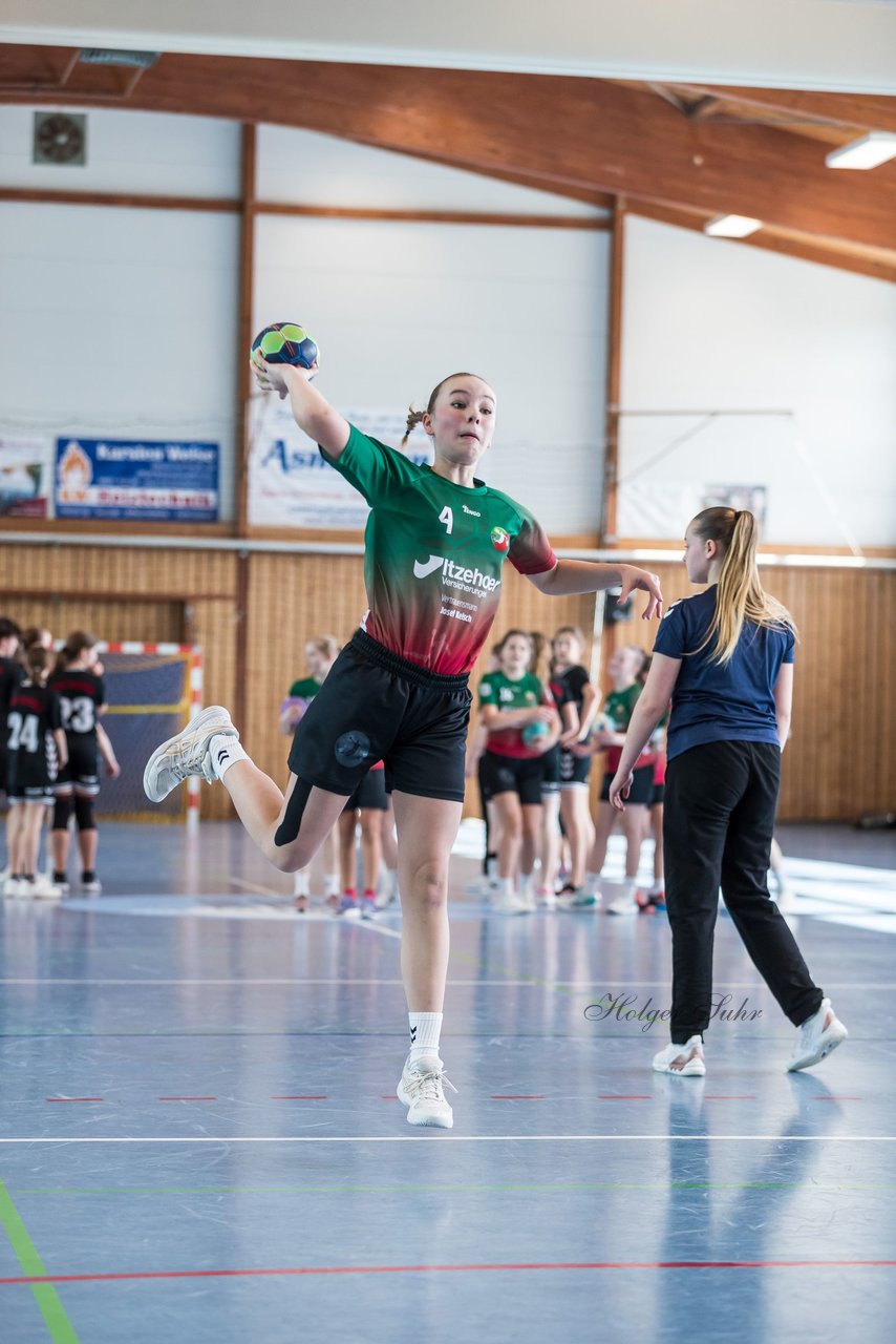 Bild 38 - wDJ HSG Kremperheide/Muensterdorf - TSV SR Schuelp : Ergebnis: 26:5